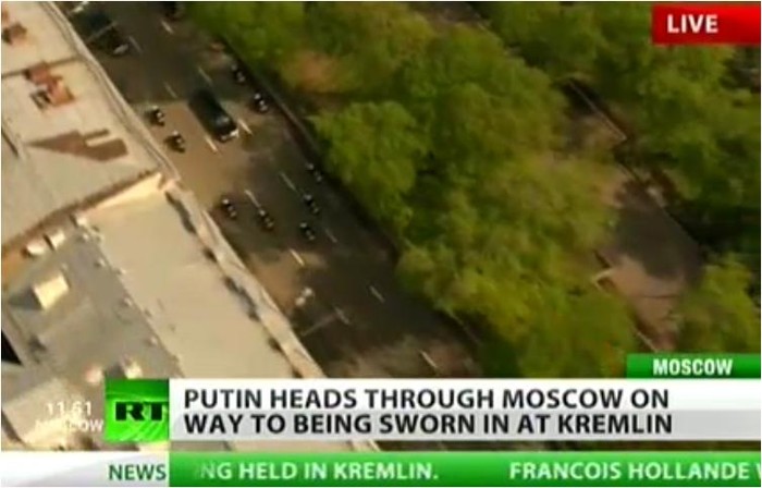 Đoàn xe hộ tống ông Putin đã xuất hiện, an ninh đang được đảm bảo